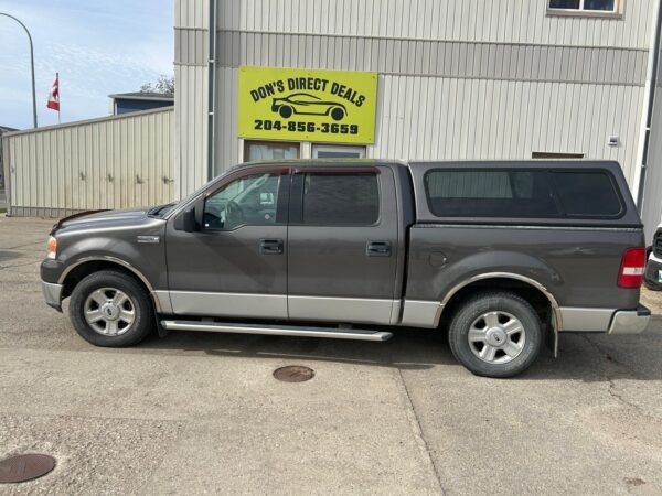 2004 Ford F-150 SuperCrew Crew Cab - Image 2