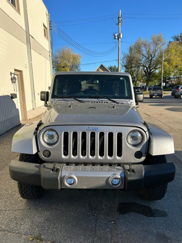 2017 Jeep Wrangler Sahara - Image 2