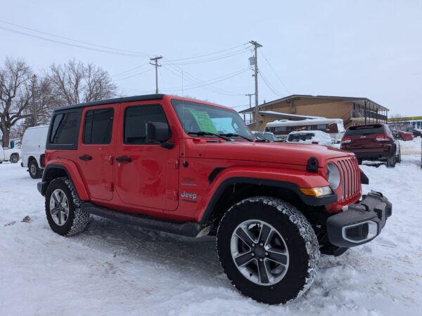 2019 Jeep Wrangler Sahara - Image 5