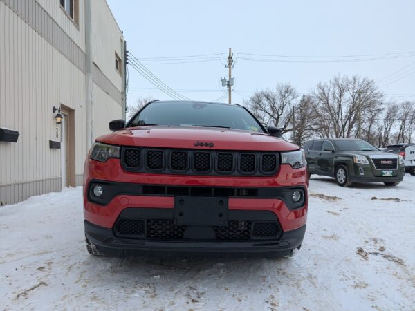 2024 Jeep Compass Altitude - Image 3