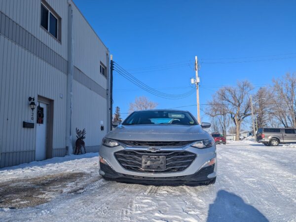 2021 Chevrolet Malibu - Image 2